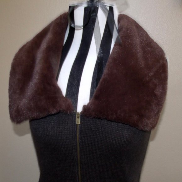GAP GRAY KNIT W/SOFT BROWN FAUX FUR COLLAR SLEEVELESS SWEATER VEST Sz S Small - Picture 5 of 12